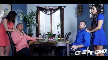 Порно трах дочери