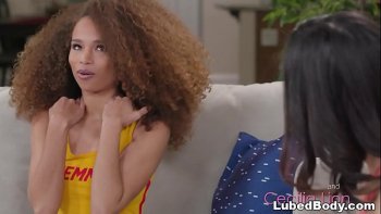 Замечательные крали успешно возбуждают своих партнеров посредством реального наслаждения