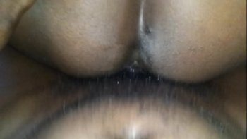 Пока он не выстрелил семя