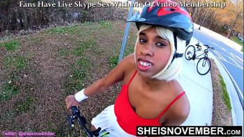 Анус, где то рядом