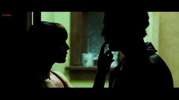 Волосатая пизда Моники Беллуччи в фильме Малена